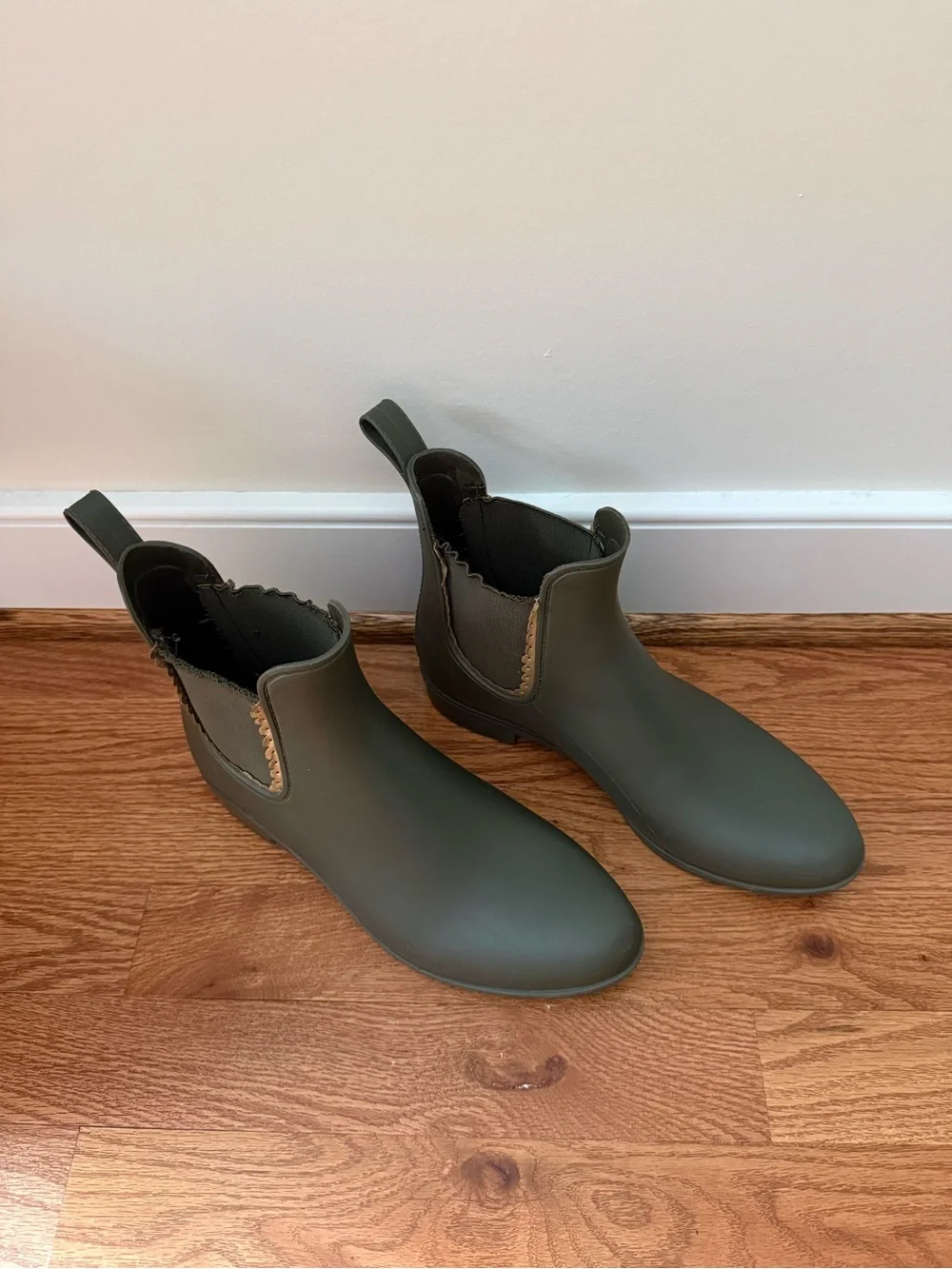 Jack Rogers Olive Green Chelsea Rain Ankle Boots with Gold Scalloped Trim